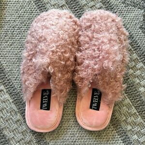 Twelve Los Angeles Pink Faux-Fur Slip-On Women’s Size 7 Slippers